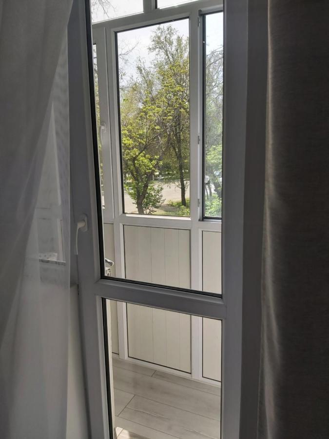 2-Х Комнатная Квартира Taraz Exterior photo