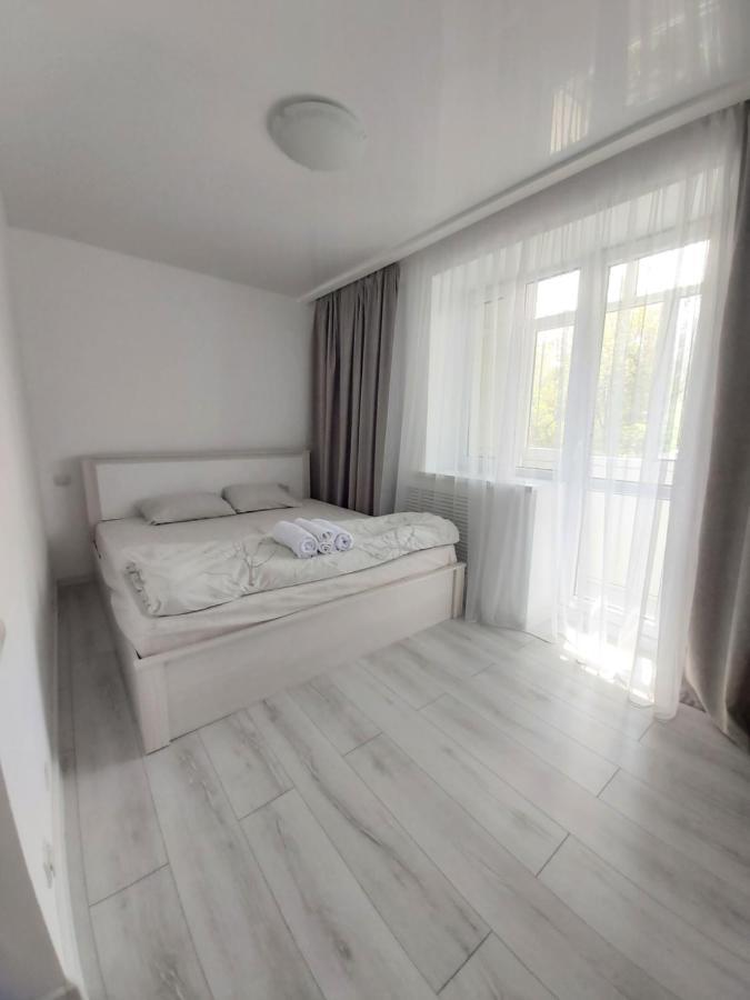 2-Х Комнатная Квартира Taraz Exterior photo